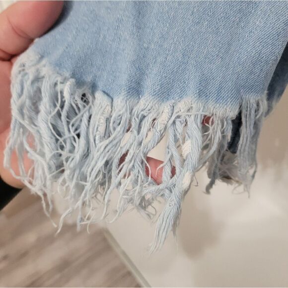 I&M cropped high waisted frayed jeans - Picture 5 of 12